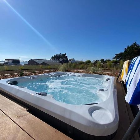 Villa Neuve Pour 6 Personnes Avec Spa การองเทค ภายนอก รูปภาพ