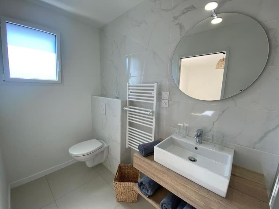 Villa Neuve Pour 6 Personnes Avec Spa การองเทค ภายนอก รูปภาพ