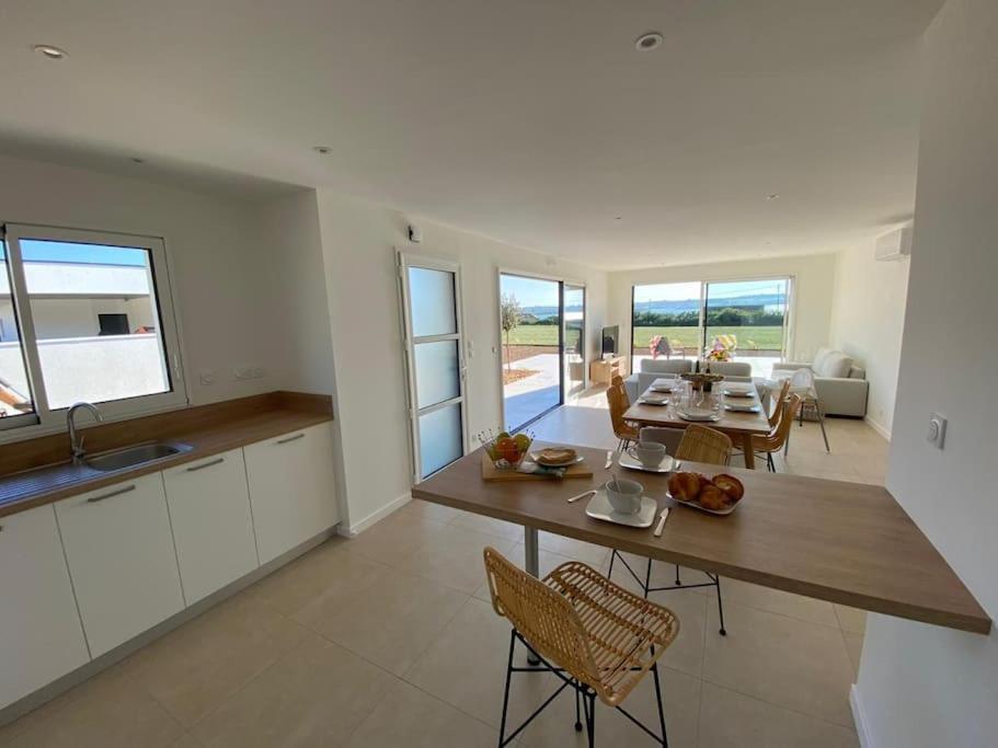 Villa Neuve Pour 6 Personnes Avec Spa การองเทค ภายนอก รูปภาพ